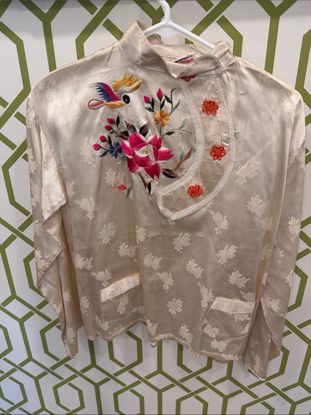 Beautiful Venis Embroidered Silk Cream Mandarin Collar Top